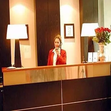 Tonic Du Louvre Hotel