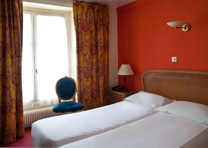 Hotel Grand Tonic & 3*