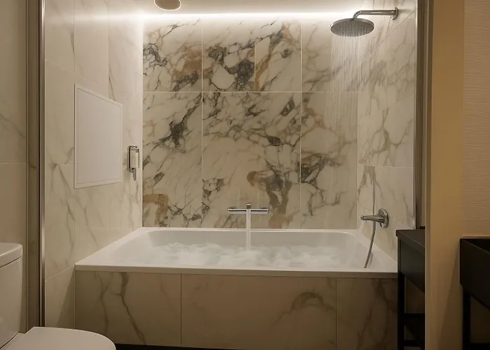 Hotel Grand Tonic & Parijs