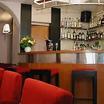 Hotel Grand Tonic & 3*
