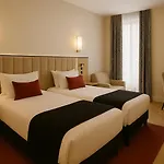 Hotel Grand Tonic & 3*